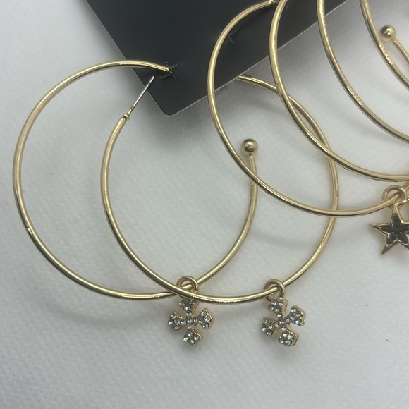 Torrid large gold plated hoop earrings crosses stars hearts new with tags - Picture 2 of 5